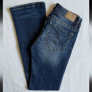 BKE Stella Jeans Women's Size 26X31 Slim Fit Tailored Bootcut Low Rise Denim